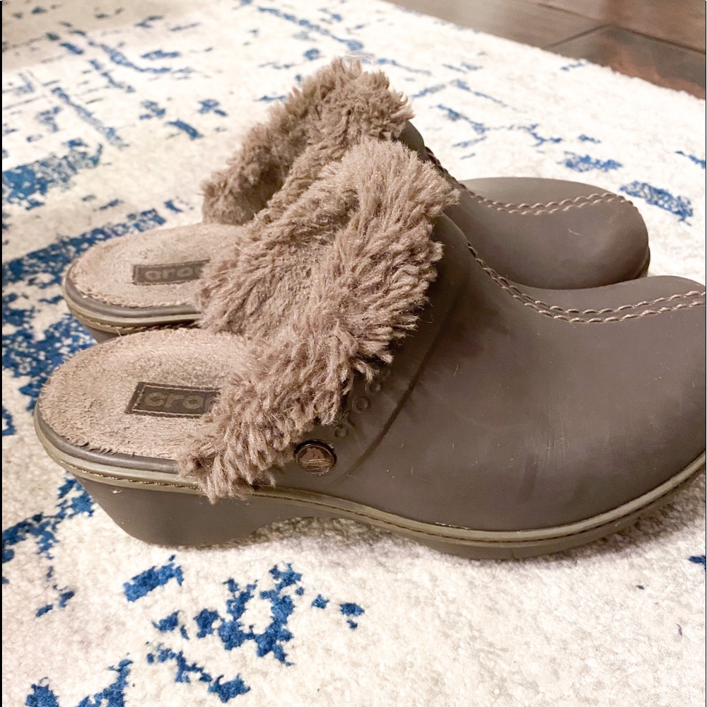 Brown crocs clogs